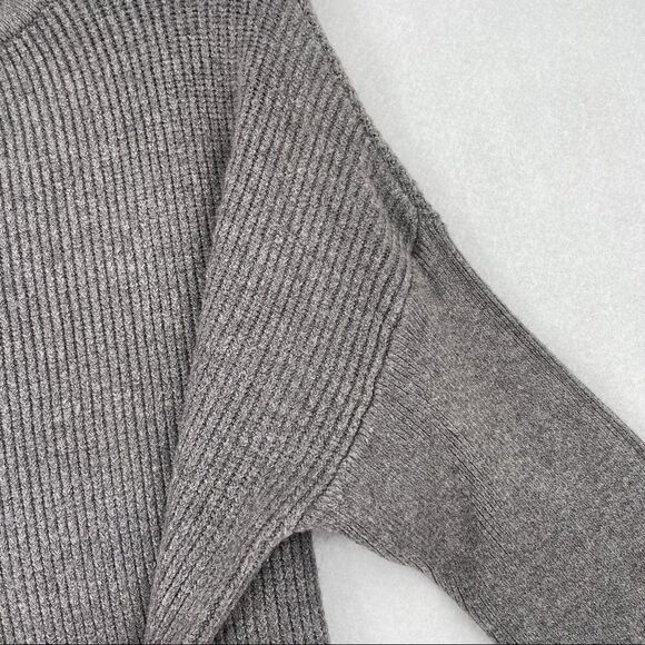 -Devotion by Cyrus Turtleneck Sweater NWOT S - Picture 5 of 7